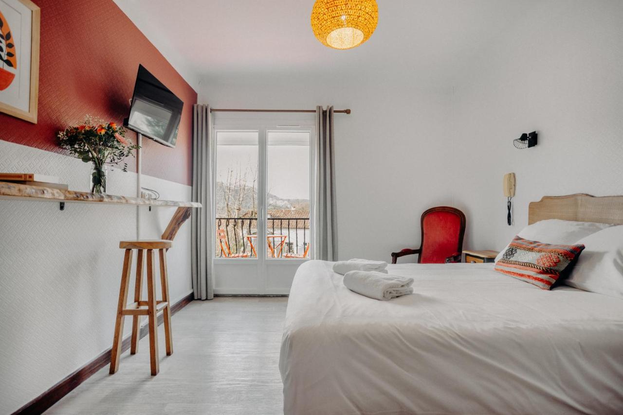 Logis Hotel Restaurant Espelletenia Larceveau-Arros-Cibits Luaran gambar