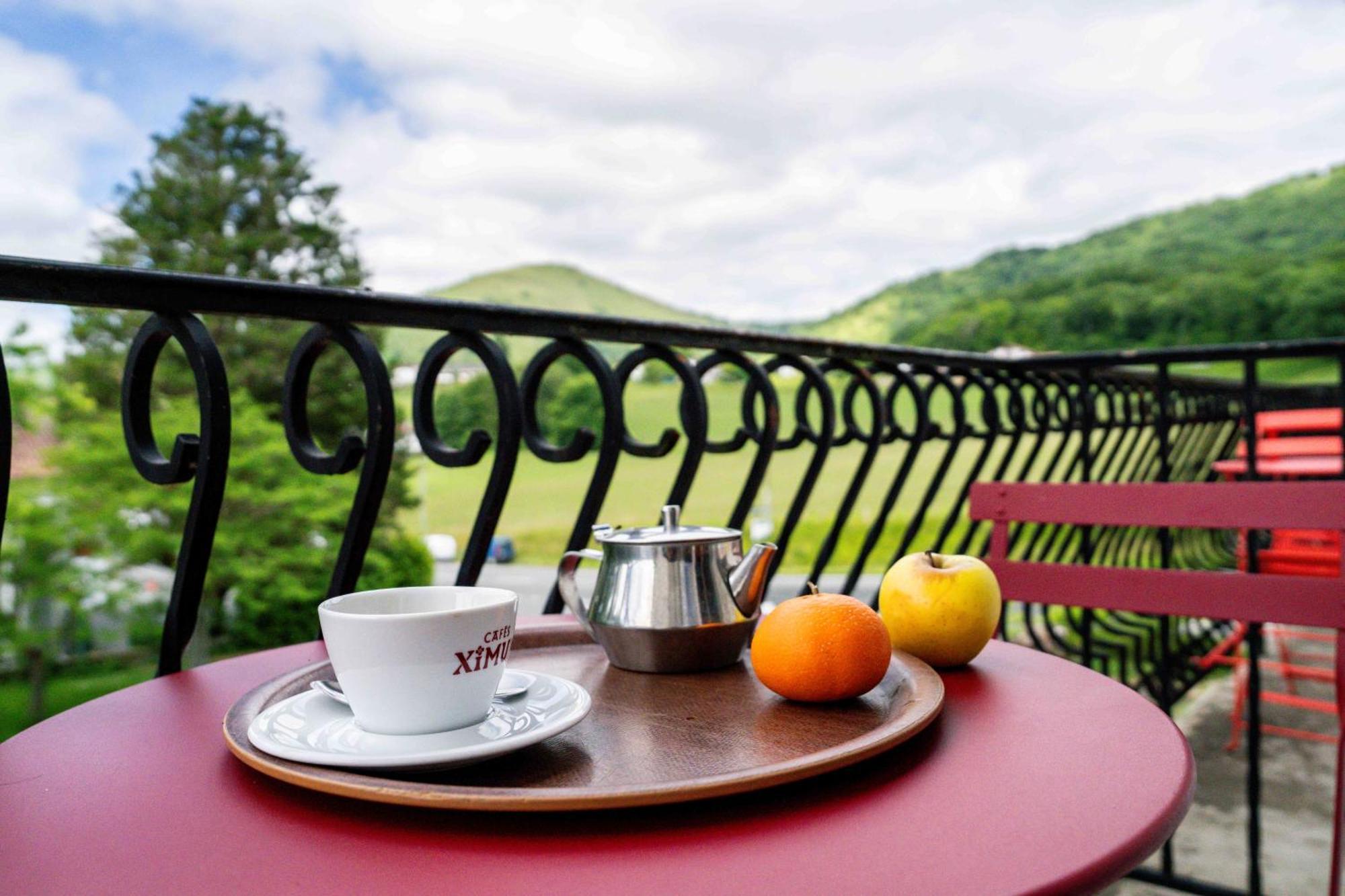 Logis Hotel Restaurant Espelletenia Larceveau-Arros-Cibits Luaran gambar